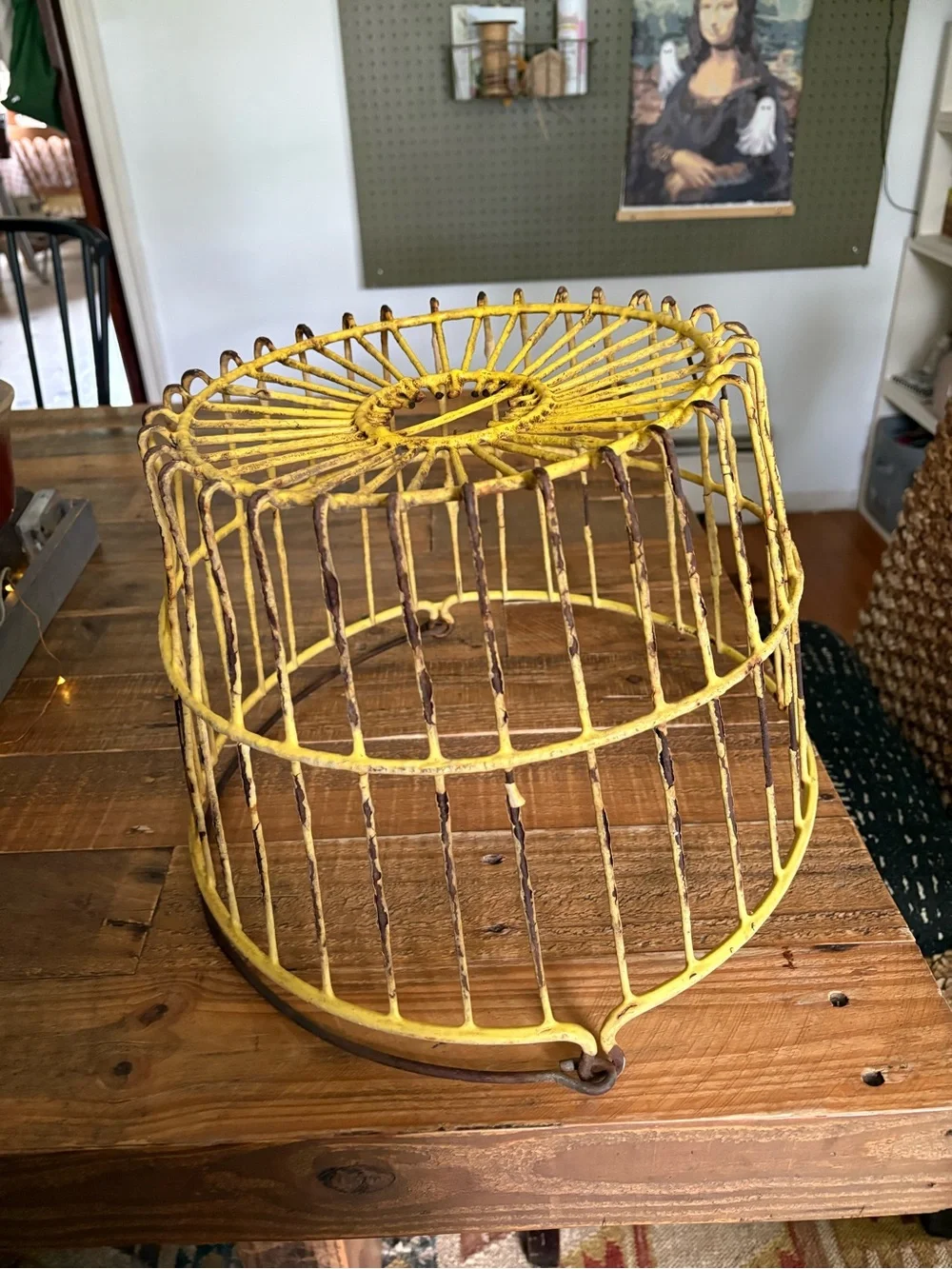 Vintage Distressed Yellow Wire Metal Egg Collection Gathering Handled Basket